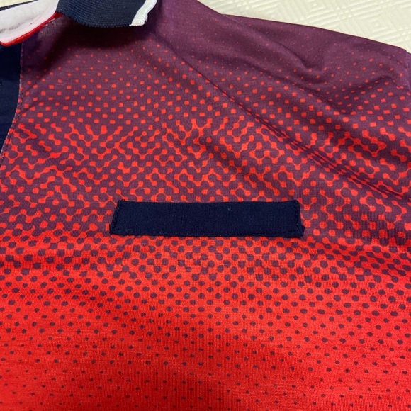 Selling one golf shirt bought online that fits a bit tight for my liking. - Picture 8 of 8